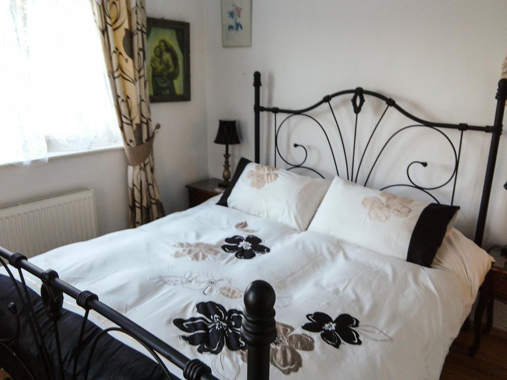 Brooklands Guest House CBG Habitación foto